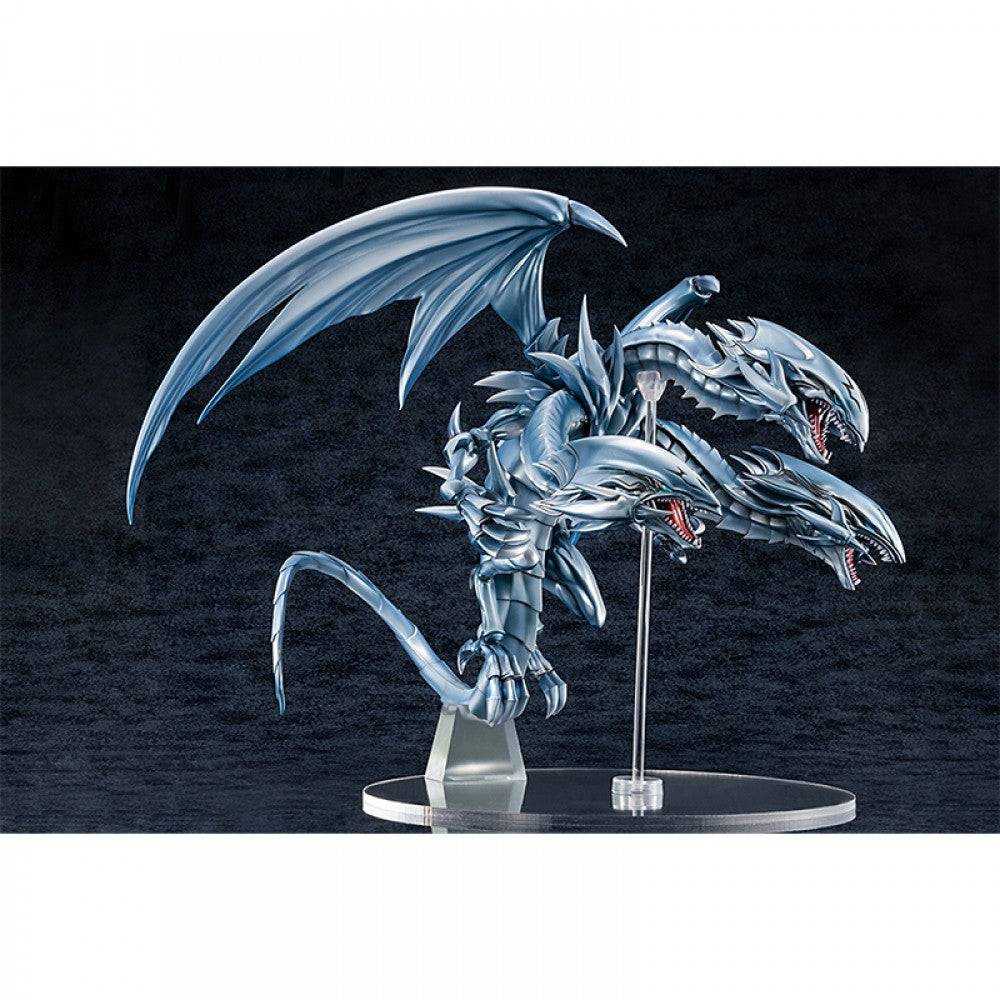 Yu-Gi-Oh! Duel Monsters Blue-Eyes Ultimate Dragon-Amakuni-Ace Cards & Collectibles