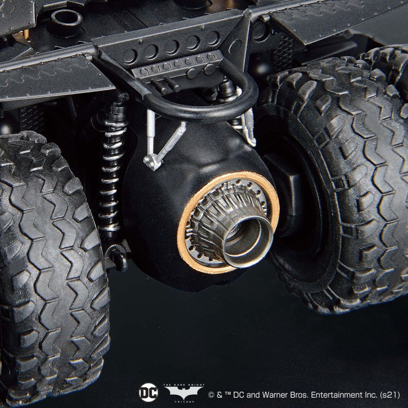 DC 1/35 Scale Model Kit Batmobile (Batman Begins Ver.)-Bandai-Ace Cards &amp; Collectibles