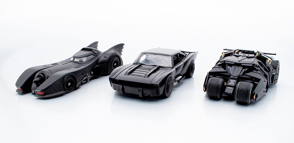 DC 1/35 Scale Model Kit Batmobile (The Batman Ver.)-Bandai-Ace Cards &amp; Collectibles