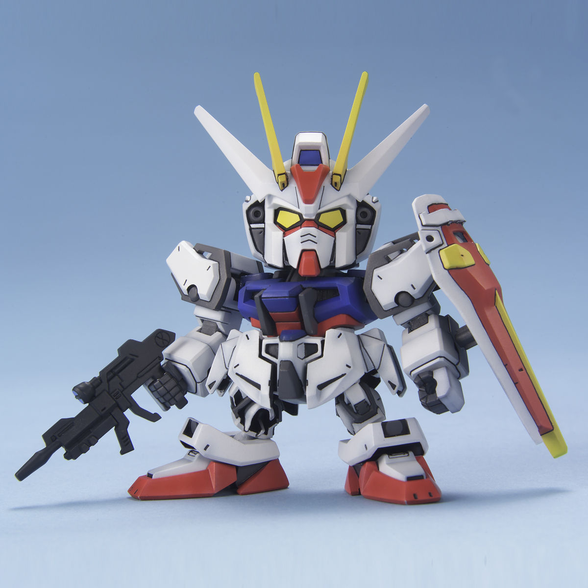 Gunpla BB246 Strike Gundam-Bandai-Ace Cards &amp; Collectibles