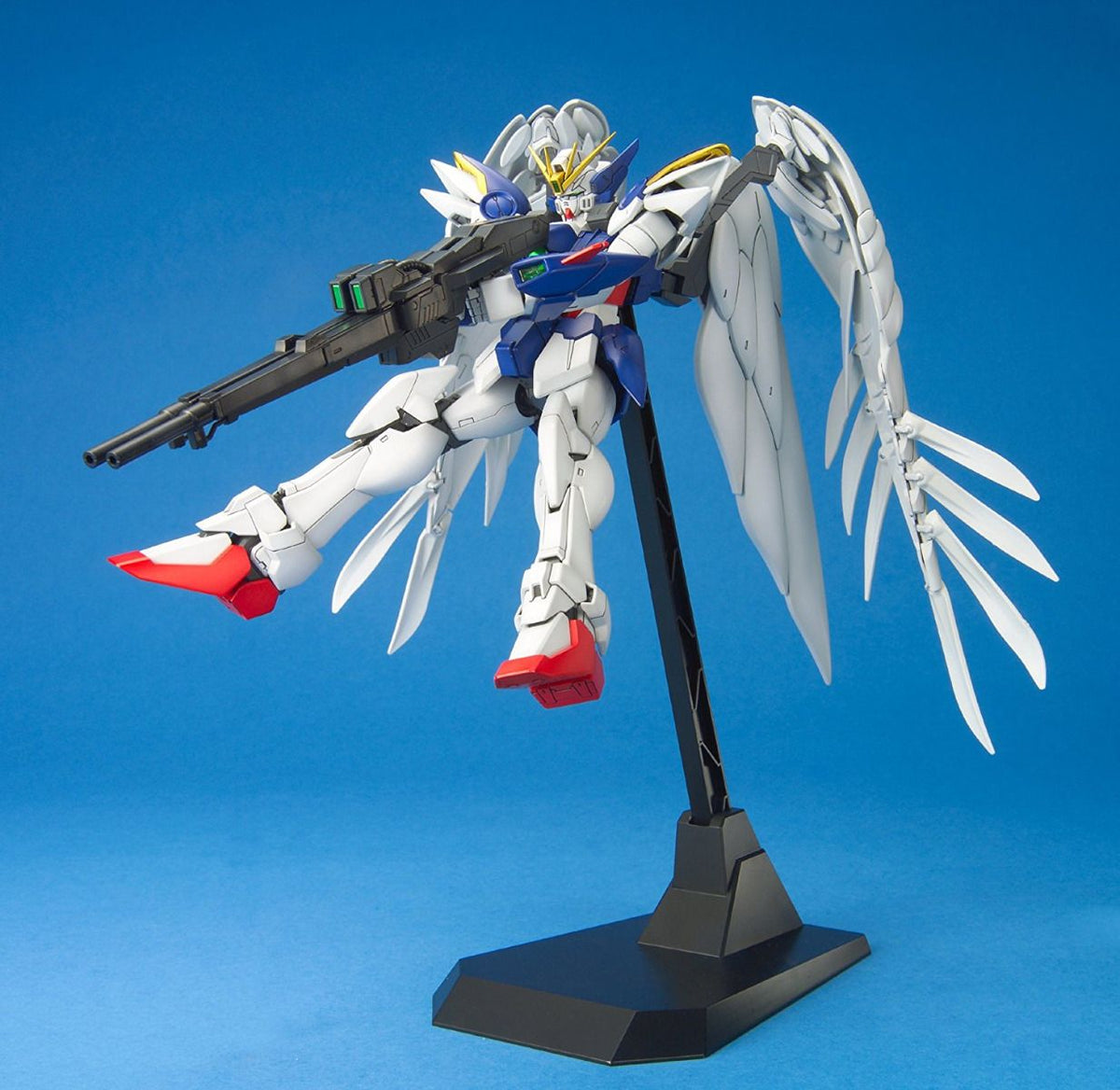 Gunpla MG 1/100 XXXG-00W0 Wing Gundam Zero-Bandai-Ace Cards &amp; Collectibles