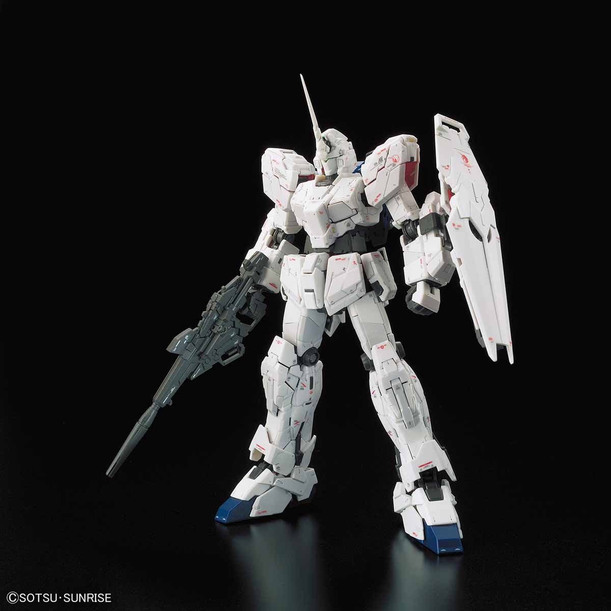Gunpla RG 1/144 RX-0 Unicorn Gundam-Bandai-Ace Cards & Collectibles