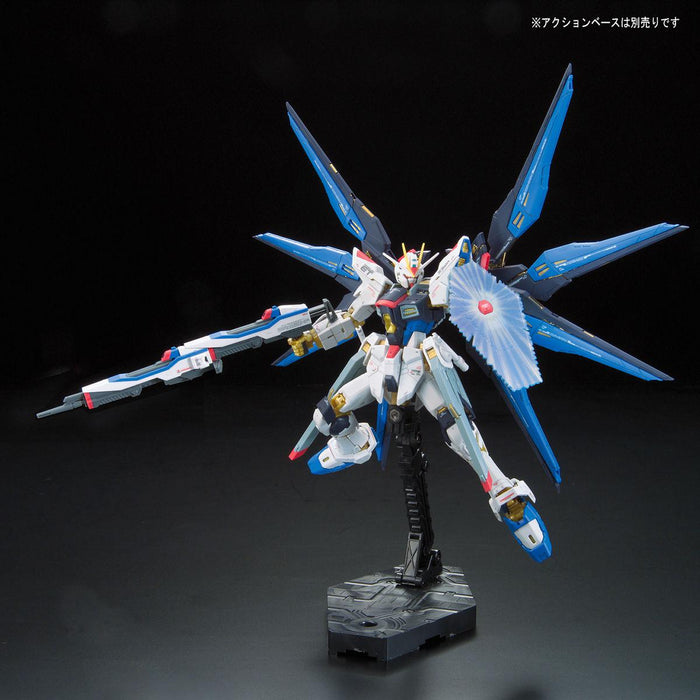 Gunpla RG 1/144 ZGMF-X20A Seed Destiny Strike Freedom Gundam-Bandai-Ace Cards &amp; Collectibles