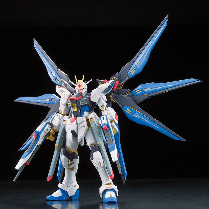 Gunpla RG 1/144 ZGMF-X20A Seed Destiny Strike Freedom Gundam-Bandai-Ace Cards &amp; Collectibles