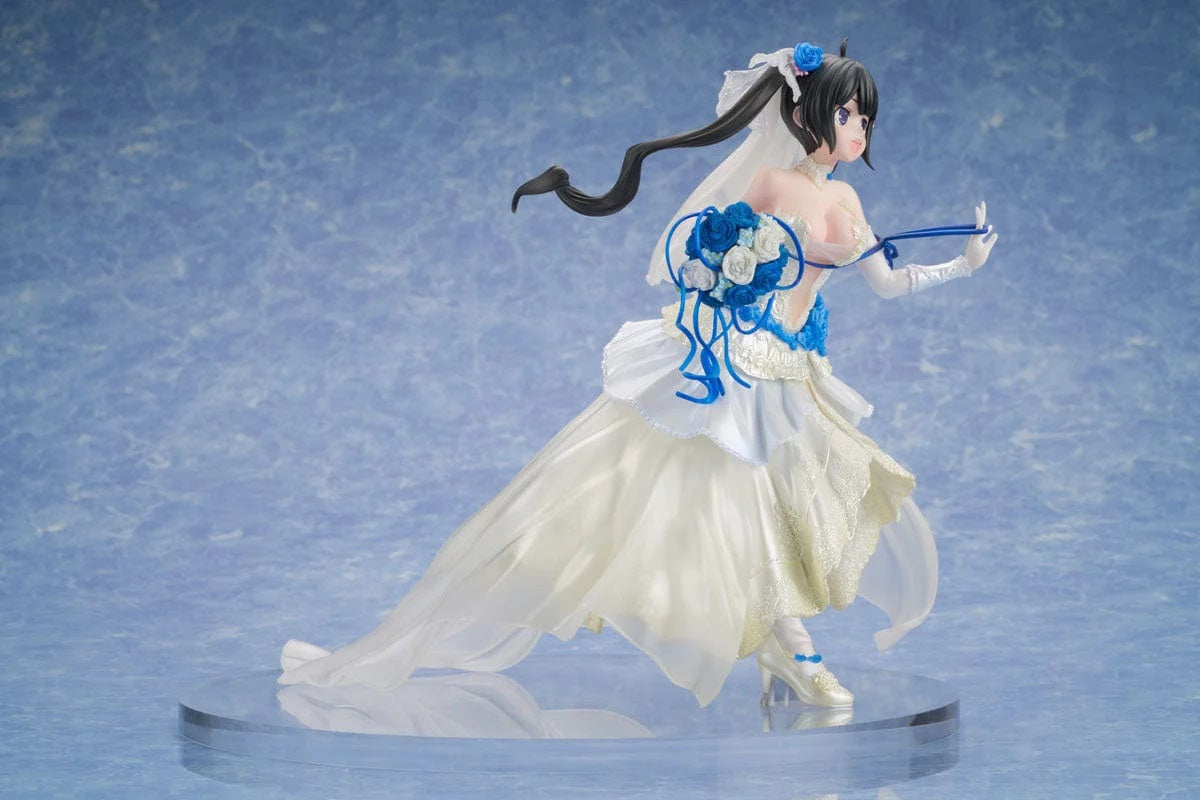 Is It Wrong to Try To Pick Up Girls in a Dungeon? IV 1/7 Scale Figure &quot;Hestia&quot; (Wedding Dress Ver.)-FuRyu-Ace Cards &amp; Collectibles