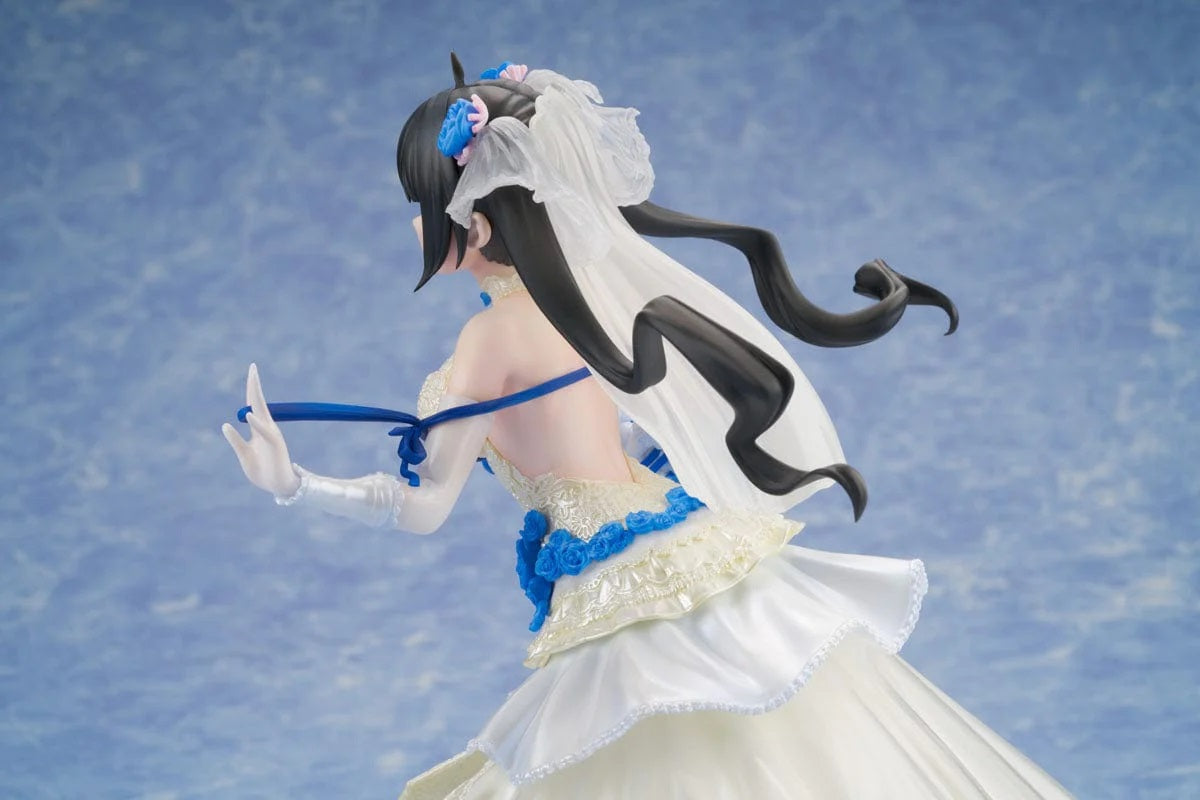 Is It Wrong to Try To Pick Up Girls in a Dungeon? IV 1/7 Scale Figure &quot;Hestia&quot; (Wedding Dress Ver.)-FuRyu-Ace Cards &amp; Collectibles