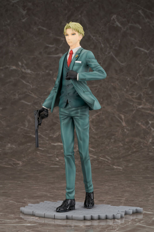 Spy x Family Figurine &quot;Loid Forger&quot;-FuRyu-Ace Cards &amp; Collectibles