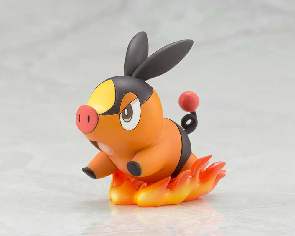 Kotobukiya Pokemon ARTFX J Statue "Touko with Pokabu"