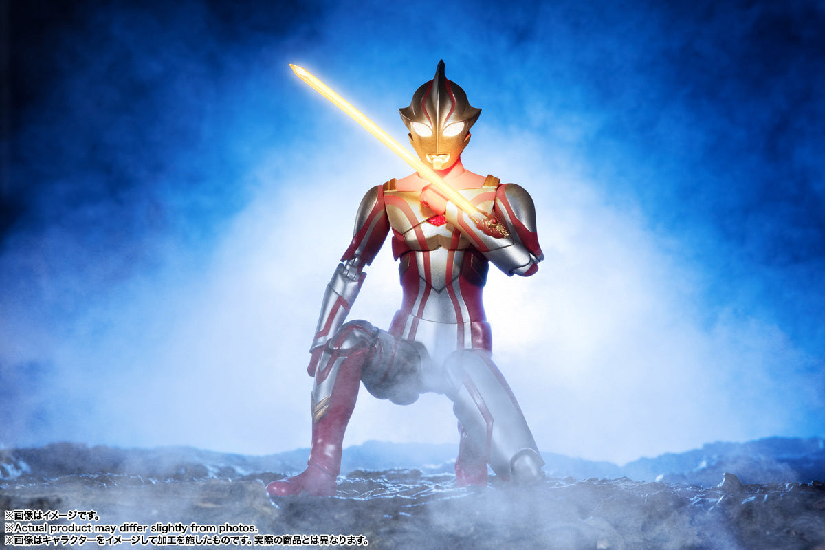 Ultraman S.H.Figuarts &quot;Mebius&quot;-Tamashii-Ace Cards &amp; Collectibles