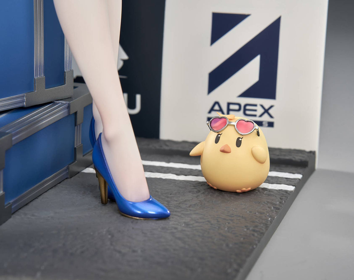 Azure Lane APEX Louis 'Race Queen' Ver. 1/7 Scale Painted Figure