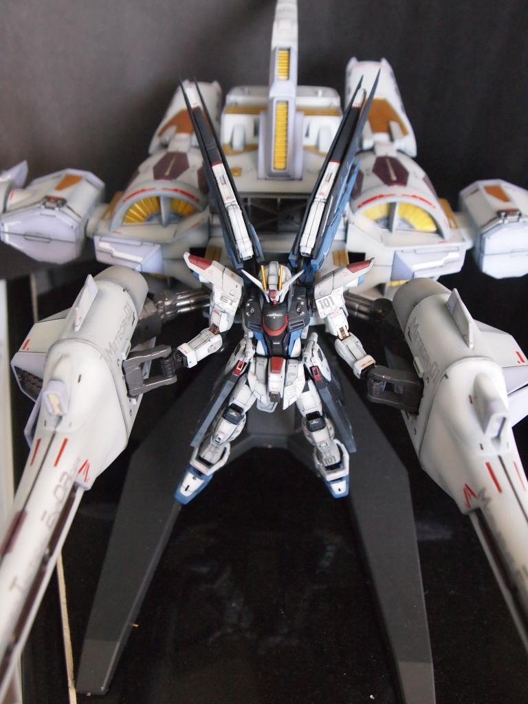 Gunpla HG 1/144 Meteor Unit + Freedom Gundam-Bandai-Ace Cards &amp; Collectibles