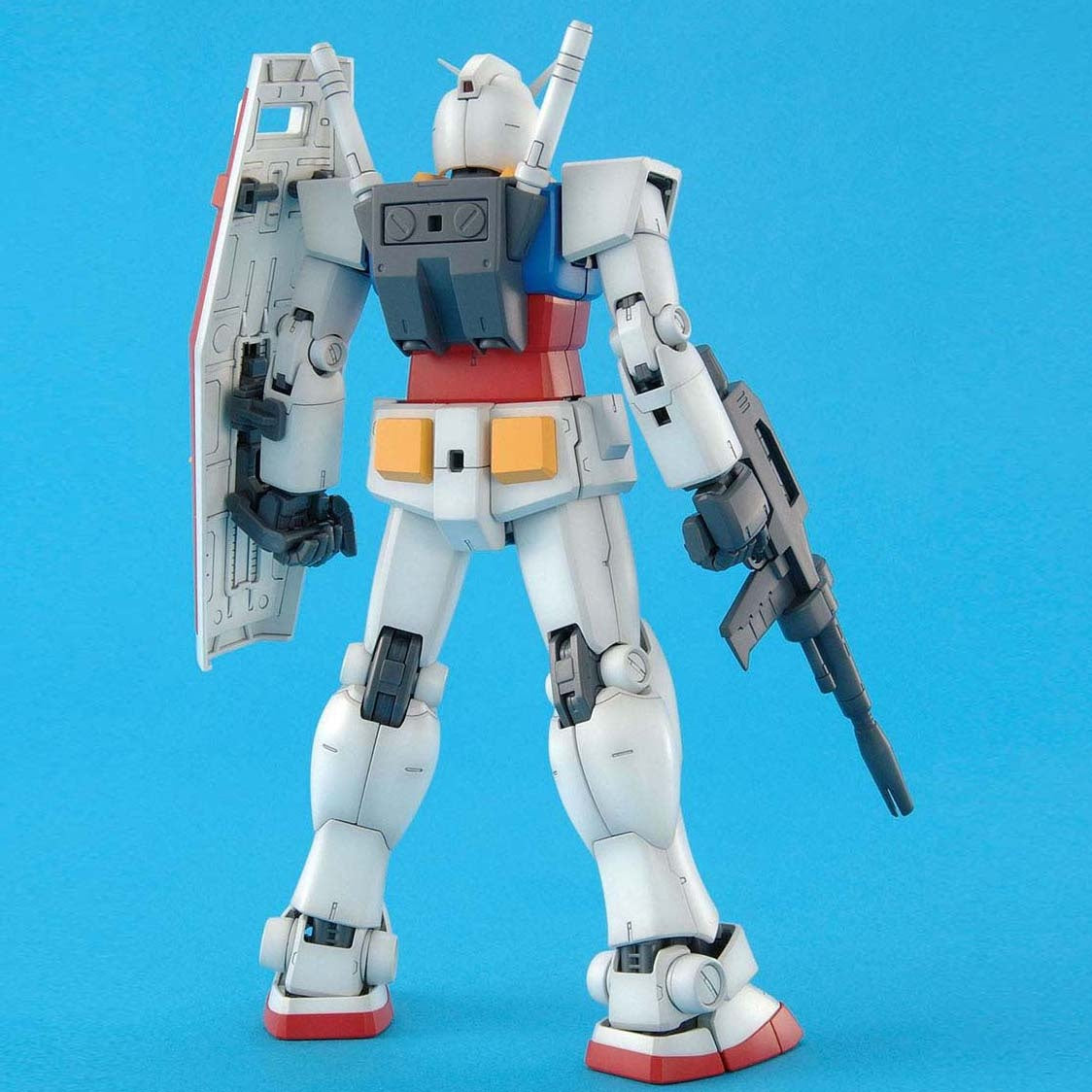Gunpla MG 1/100 RX-78-2 Gundam Ver.2.0-Bandai-Ace Cards & Collectibles