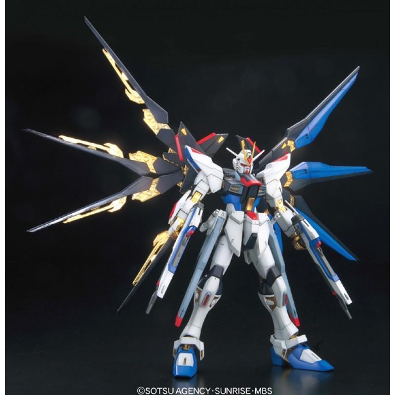 Gunpla MG 1/100 Strike Freedom Gundam-Bandai-Ace Cards & Collectibles
