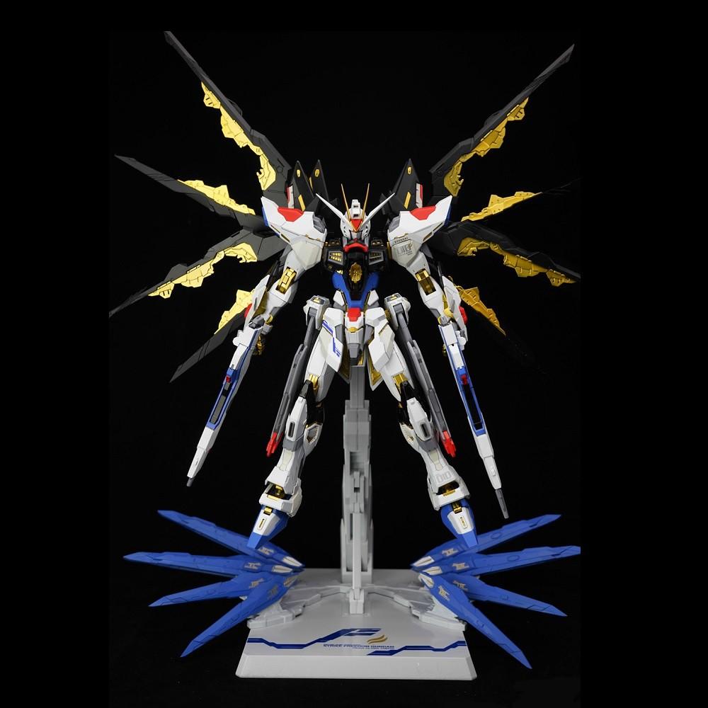 Gunpla MG 1/100 Strike Freedom Gundam Full Burst Mode (Reissue)-Bandai-Ace Cards &amp; Collectibles