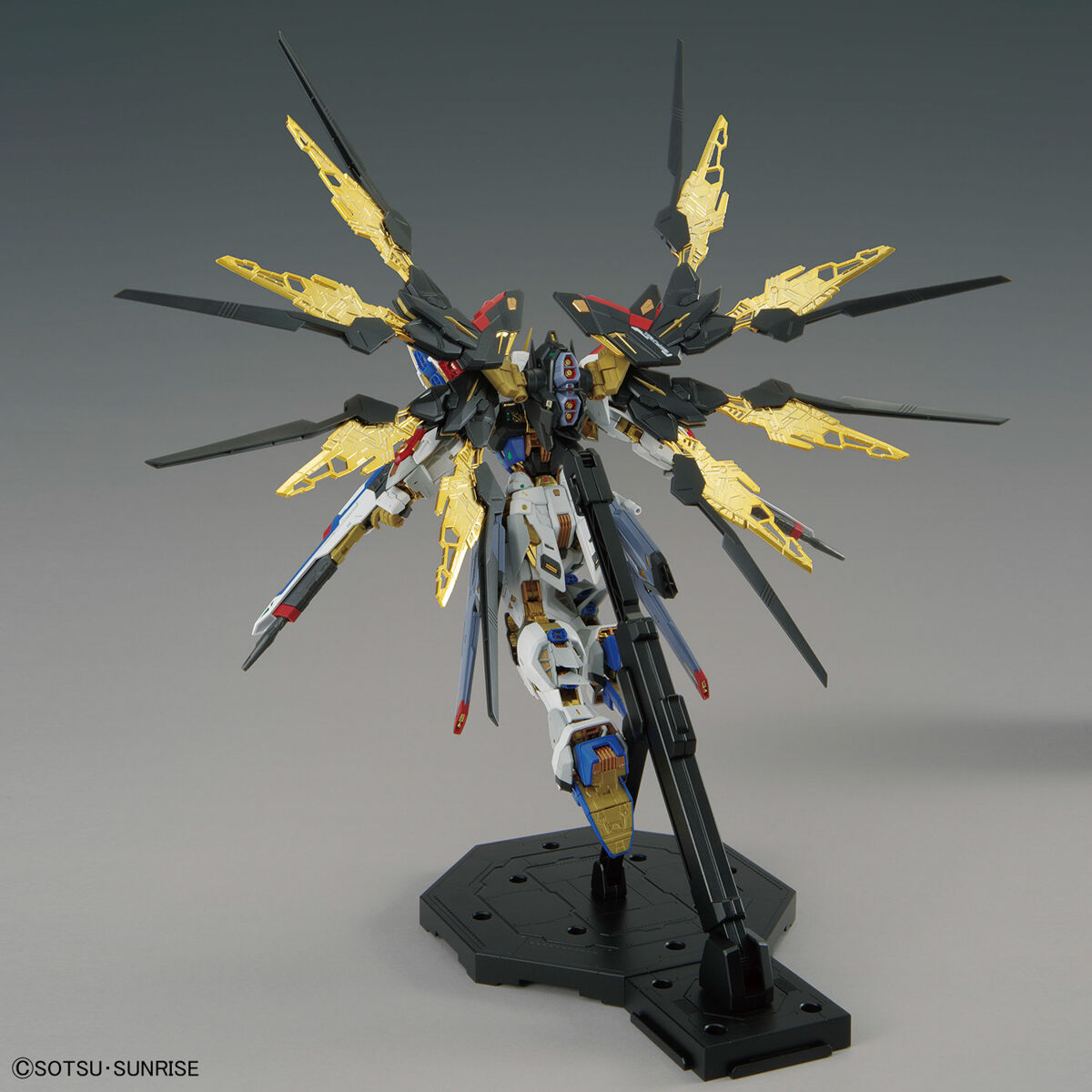Gunpla MGEX 1/100 Strike Freedom-Bandai-Ace Cards & Collectibles