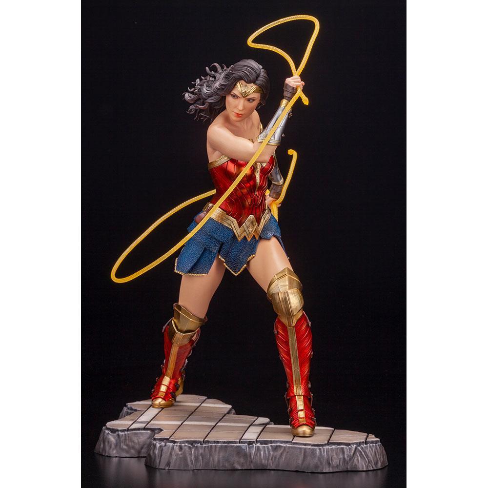 DC Universe -1984 Movie &quot;Wonder Woman&quot; ARTFX Statue-Kotobukiya-Ace Cards &amp; Collectibles