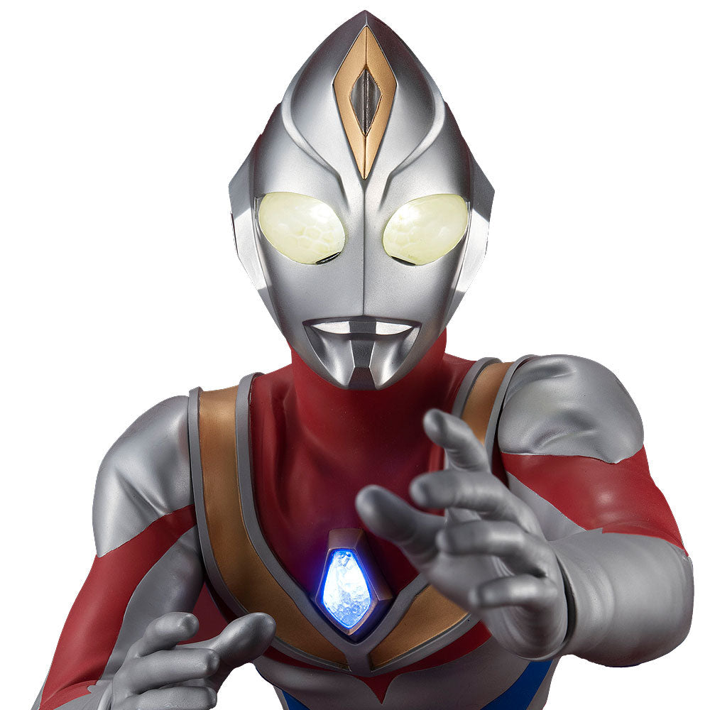 Ultimate Article: "Ultraman Dyna" (Flash Type)-MegaHouse-Ace Cards & Collectibles