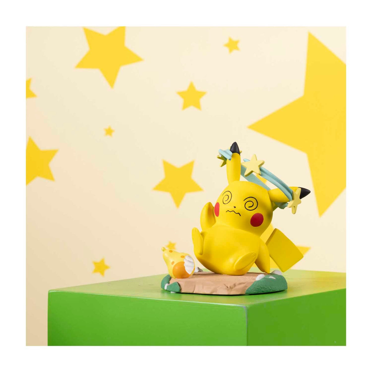 Pokémon Center Moods: Confused Figure &quot;Pikachu&quot;-Pokemon Centre-Ace Cards &amp; Collectibles