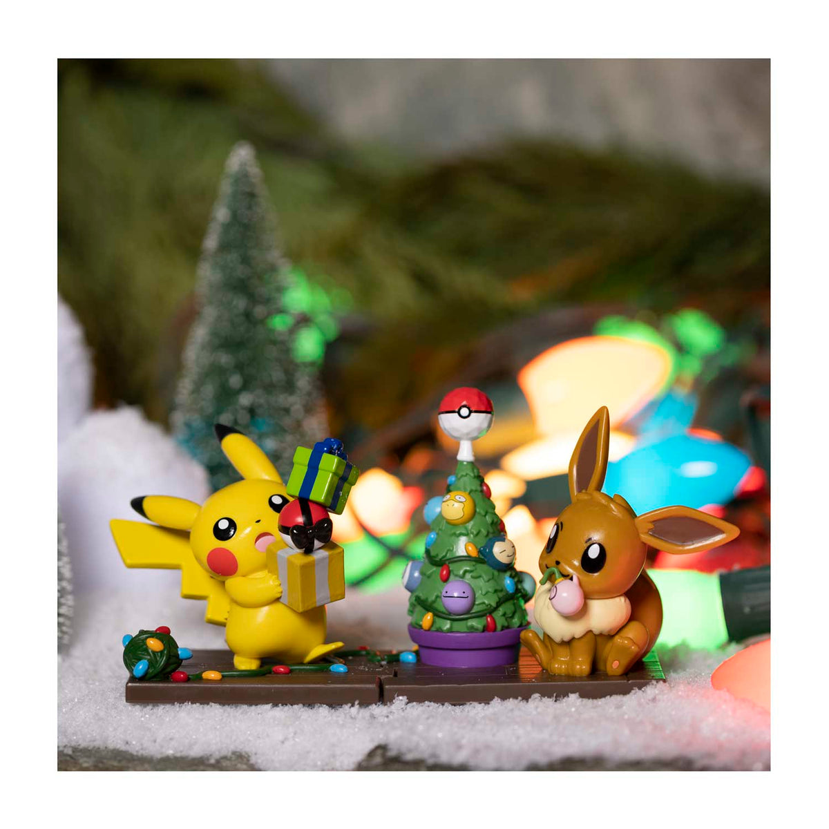 Pokémon Holiday: Funko Figure &quot;Eevee&quot;-Pokemon Centre-Ace Cards &amp; Collectibles