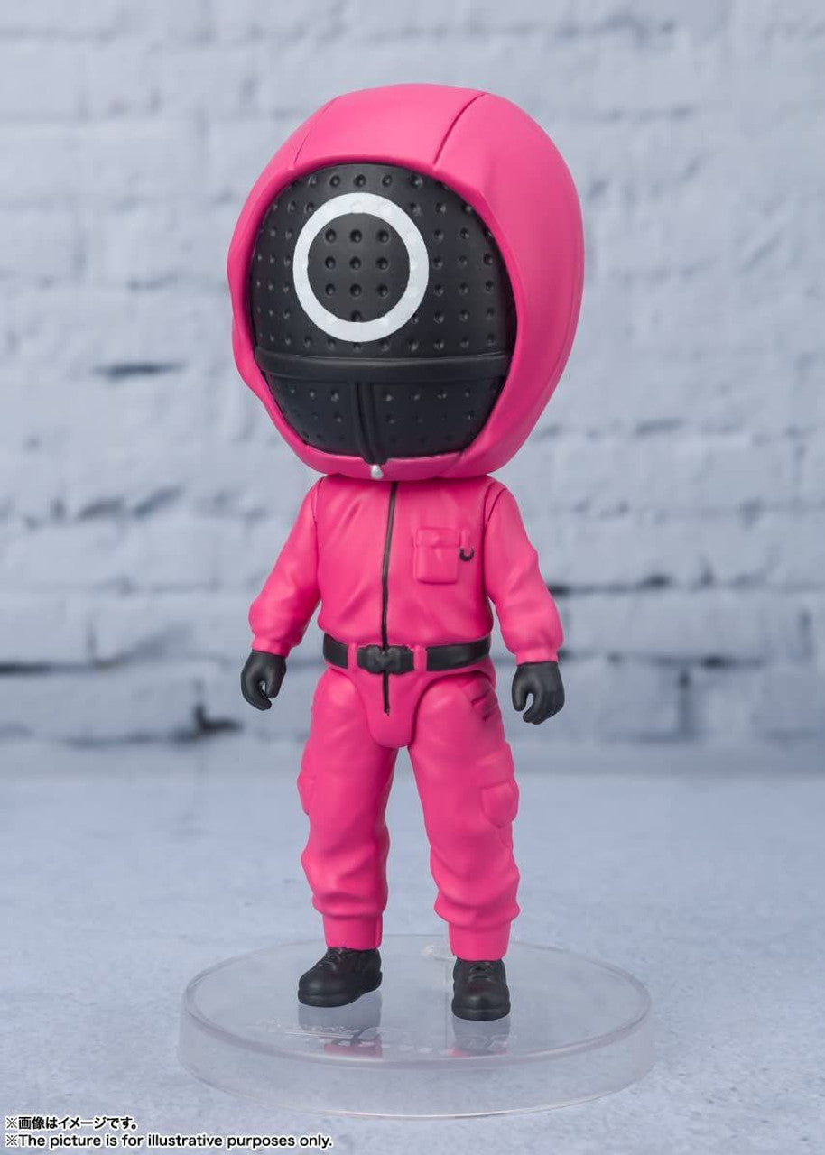 Squid Game Figuarts Mini "Masked Worker"-Tamashii-Ace Cards & Collectibles